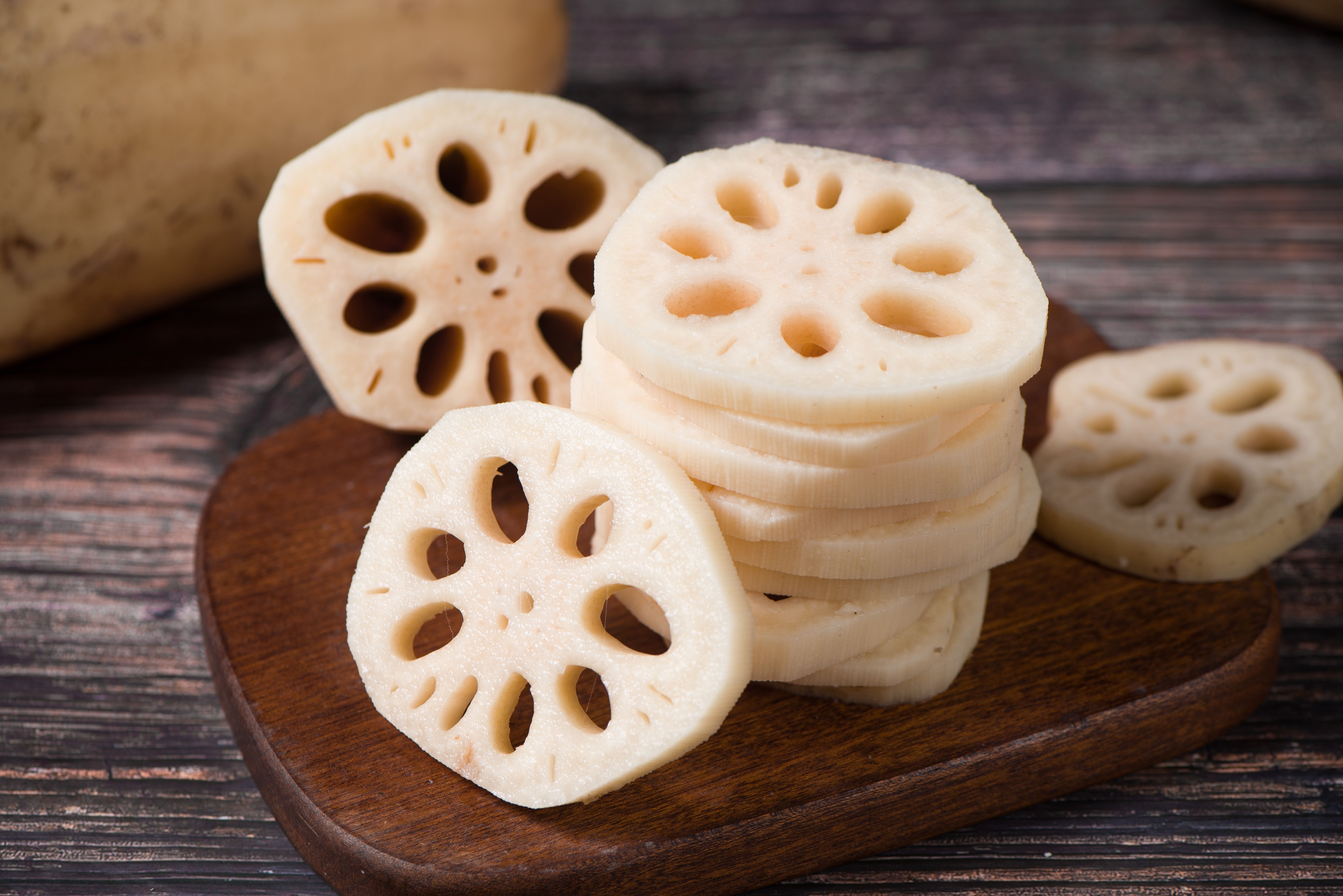 Cantonese Cuisine's Classic Ingredients